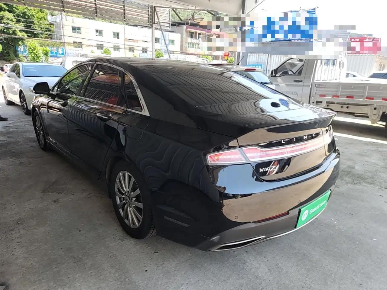 Lincoln MKZ 2018 2.0T Premium Edition — миниатюра 4