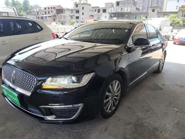 Lincoln MKZ 2018 2.0T Premium Edition