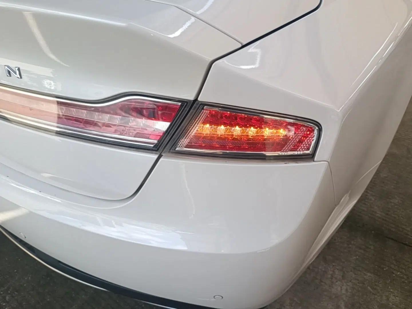 Lincoln MKZ 2017 2.0T Luxury Edition — миниатюра 9