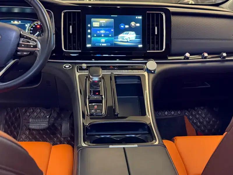 Trumpchi M8 2023 Leading Series 390T Luxury Edition — миниатюра 13