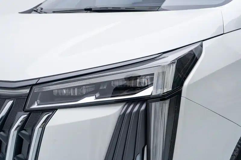 Trumpchi M8 2024 Master Series 2.0TGDI Supreme Edition — миниатюра 12