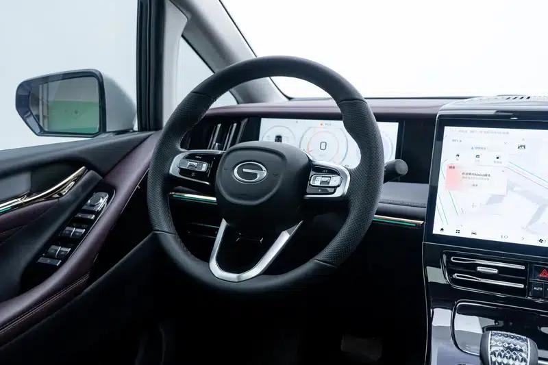Trumpchi M8 2024 Master Series 2.0TGDI Supreme Edition — миниатюра 16