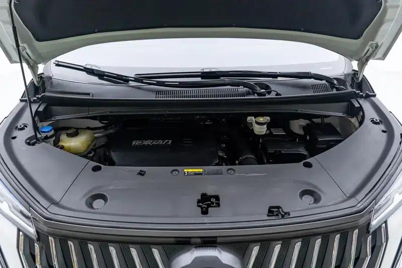 Trumpchi M8 2024 Master Series 2.0TGDI Supreme Edition — миниатюра 10