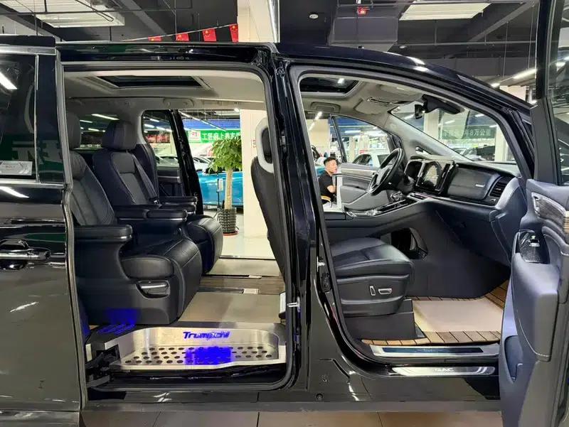 Trumpchi M8 2021 Master Series 390T Supreme Edition — миниатюра 23