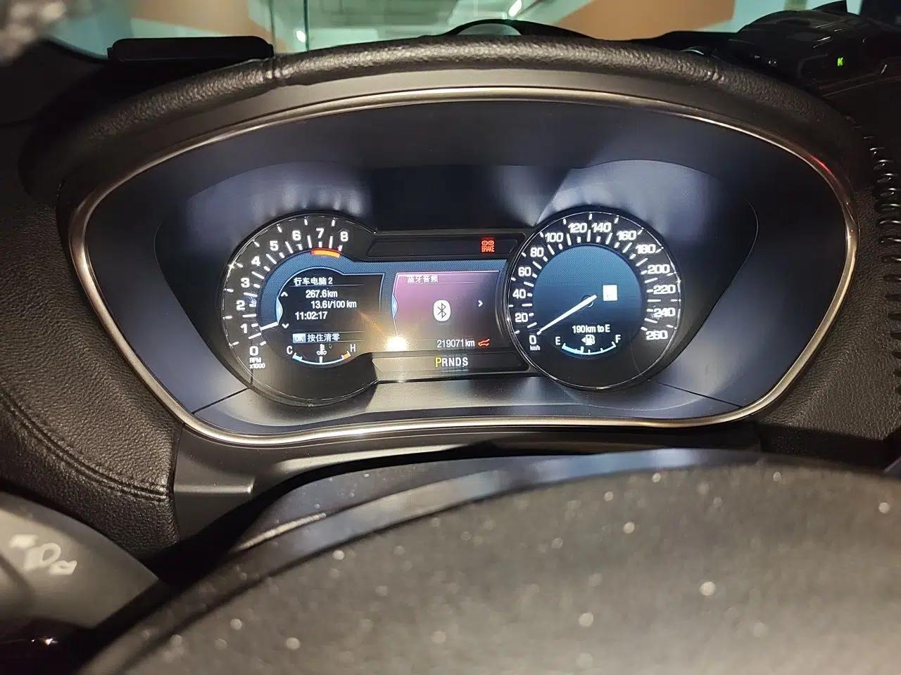 Lincoln MKX 2015 2.0T Four-Wheel Drive Luxury Edition — миниатюра 11