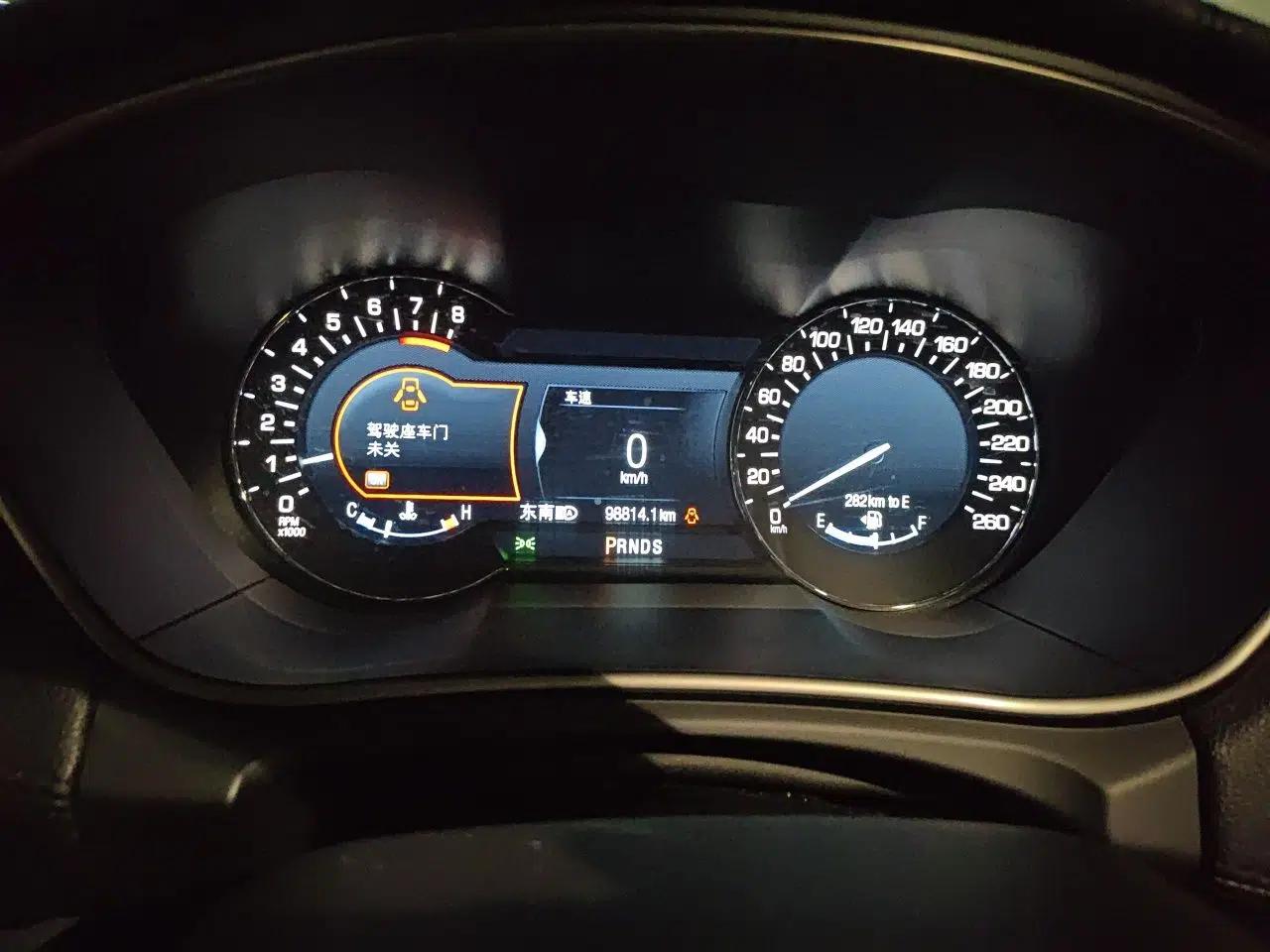Lincoln MKX 2017 2.0T Four-Wheel Drive Zunya Edition — миниатюра 11