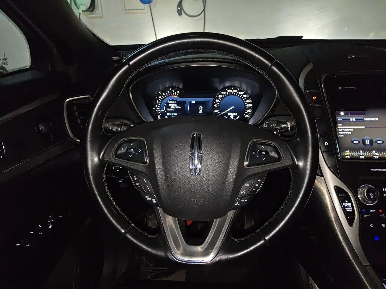 Lincoln MKX 2017 2.0T Four-Wheel Drive Zunya Edition — миниатюра 10