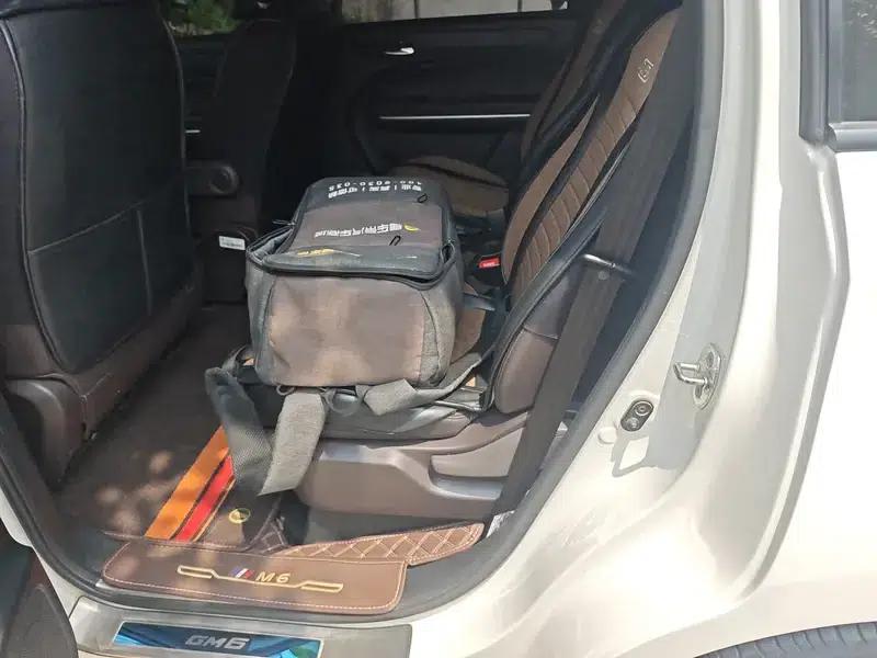 Trumpchi M6 2019 270T Automatic Premium Edition 6-seater National VI Emission Standard — миниатюра 9