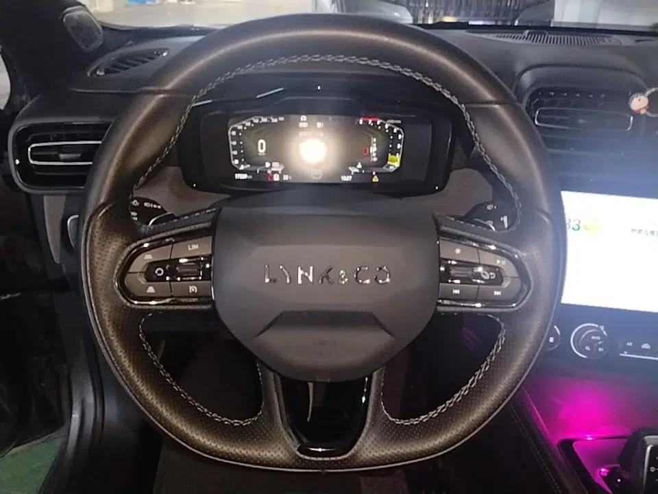 Lynk & Co 03 2022 2.0TD DCT JingPro — миниатюра 18