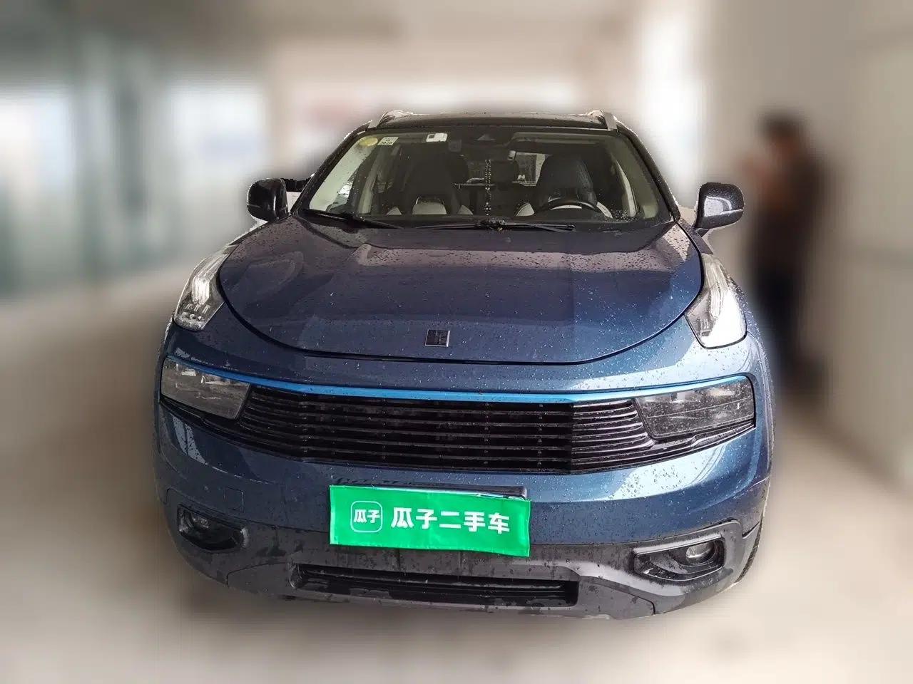 Lynk & Co 01 2017 2.0T Two-Wheel Drive Zhaopu Version — миниатюра 2