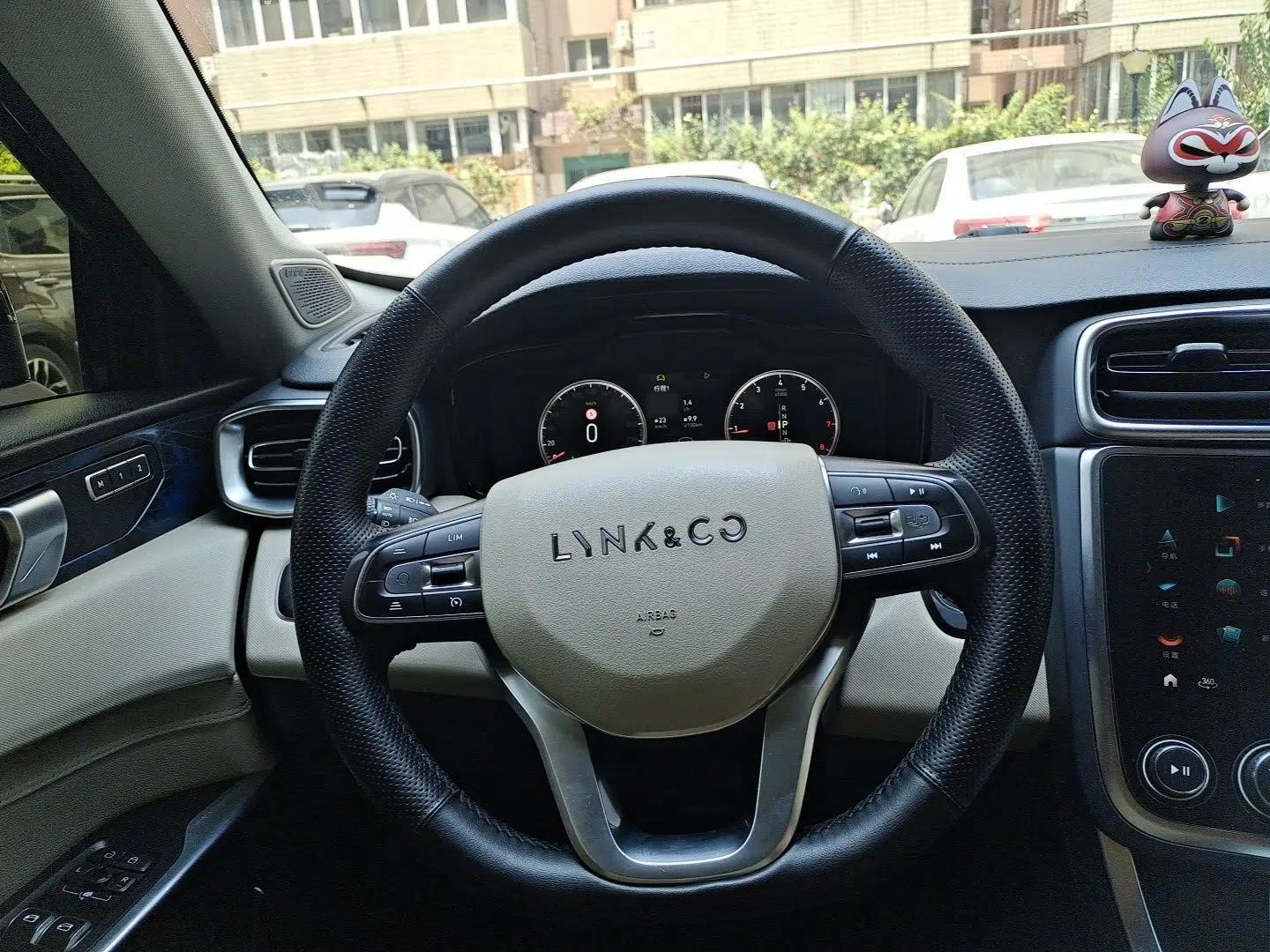 Lynk & Co 01 2019 2.0T Two-Wheel Drive Zhaopu Version China VI Standard — миниатюра 10