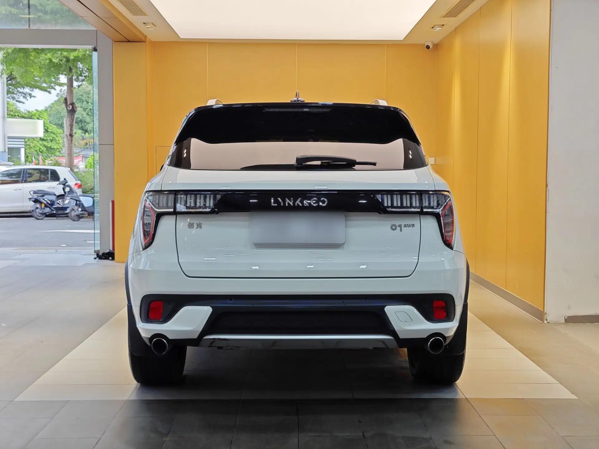 Lynk & Co 01 2017 2.0T Four-Wheel Drive Pro Edition — миниатюра 14