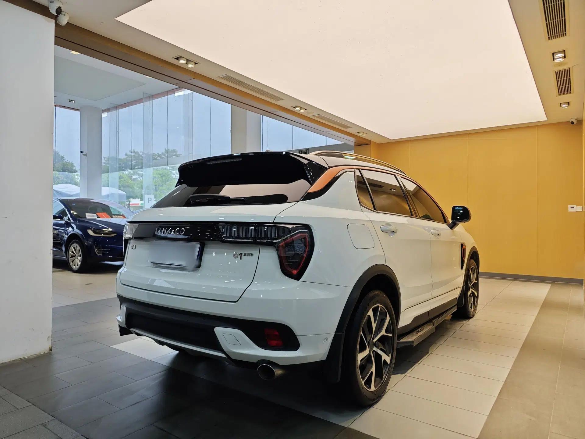 Lynk & Co 01 2017 2.0T Four-Wheel Drive Pro Edition — миниатюра 16