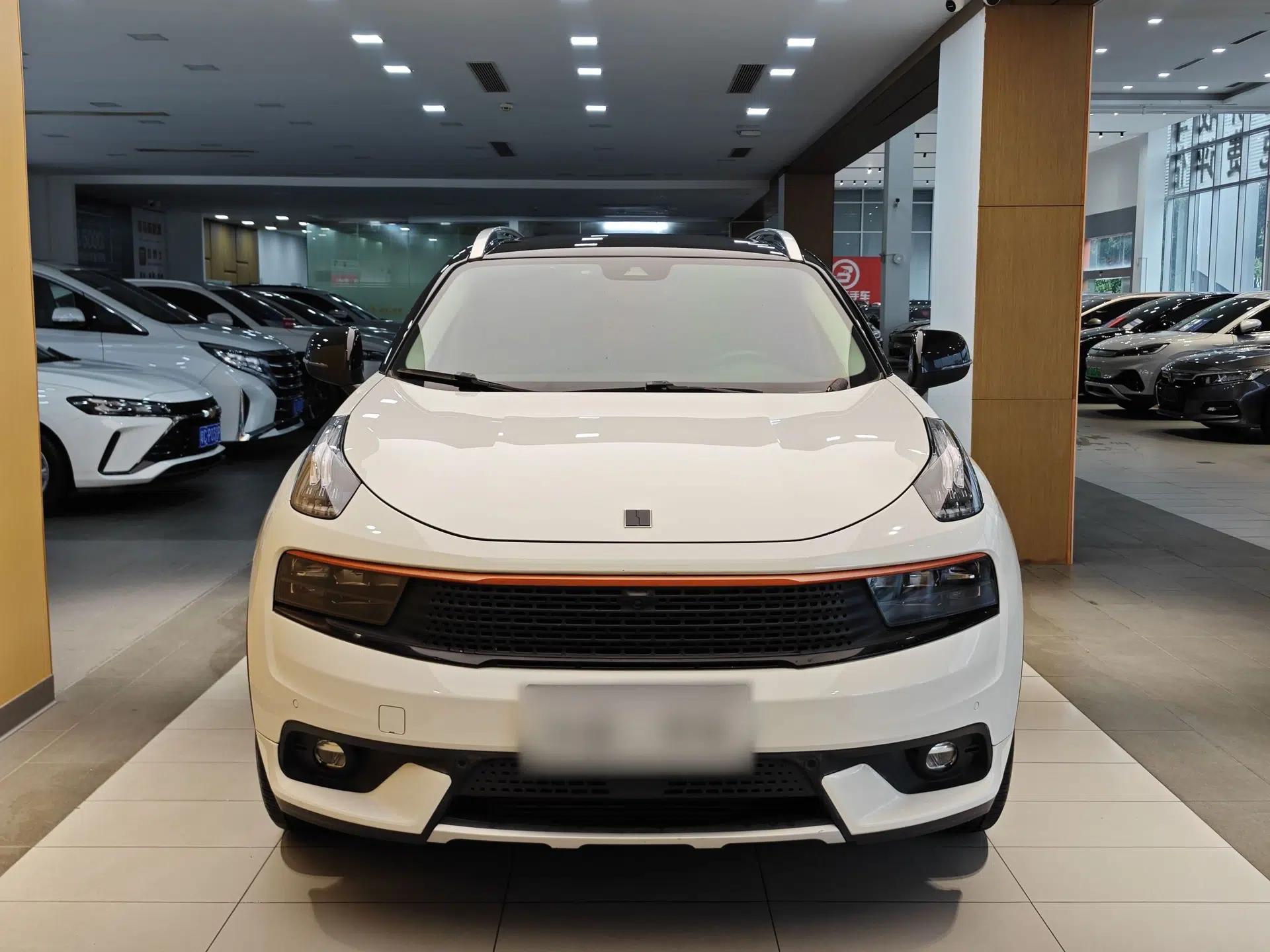 Lynk & Co 01 2017 2.0T Four-Wheel Drive Pro Edition — миниатюра 22