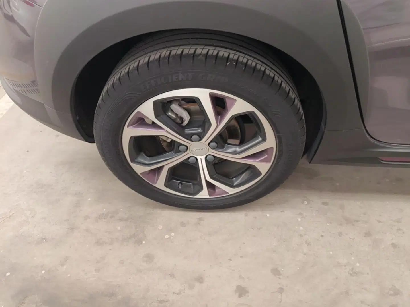 Lynk & Co 02 2021 1.5TD DCT Two-Wheel Drive Zhaoyao Plus — миниатюра 11