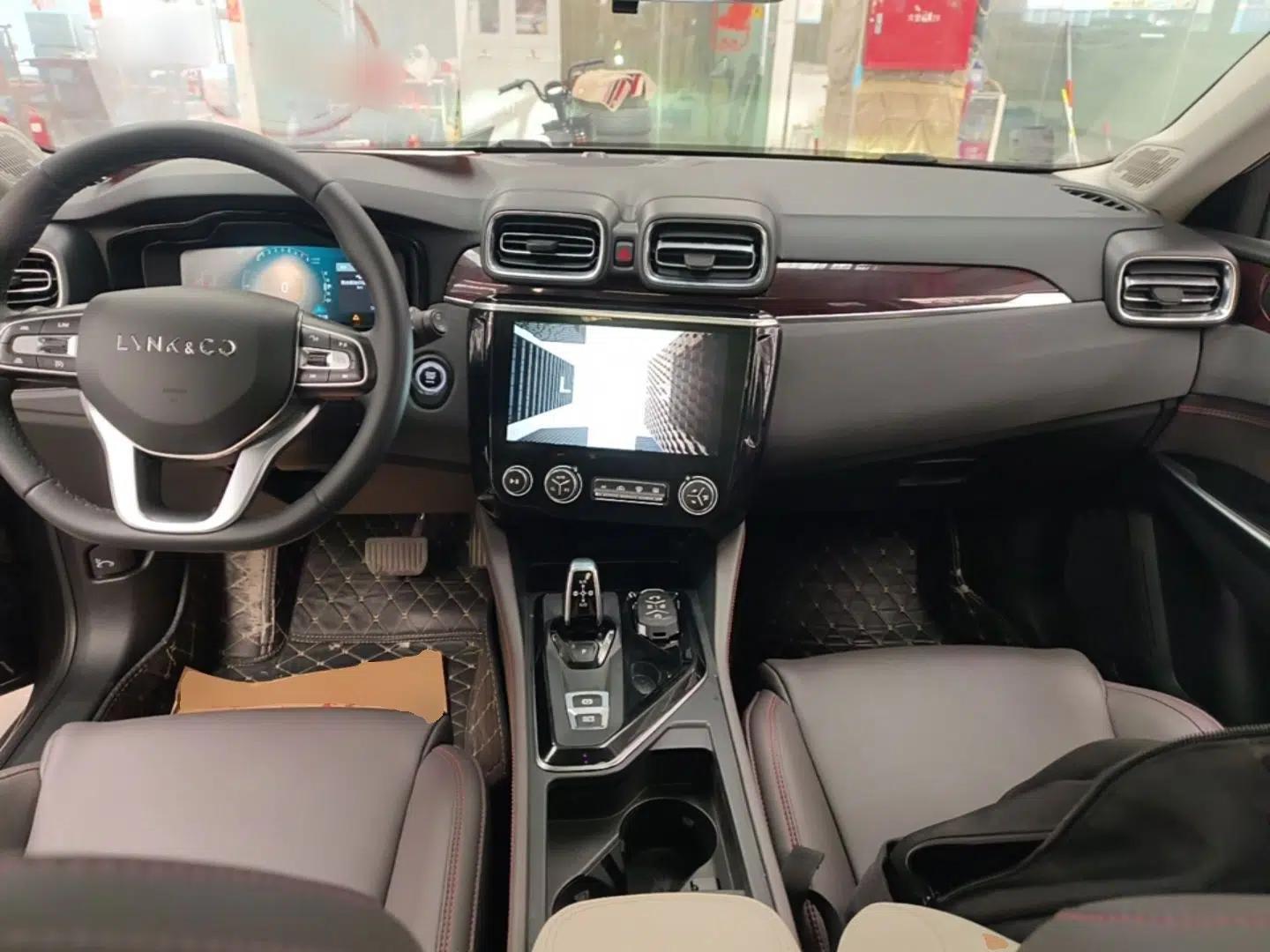 Lynk & Co 02 2021 1.5TD DCT Two-Wheel Drive Zhaoyao Plus — миниатюра 12