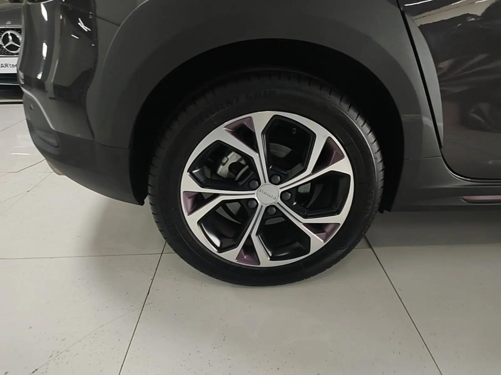 Lynk & Co 02 2022 1.5T DCT Shine Plus — миниатюра 11