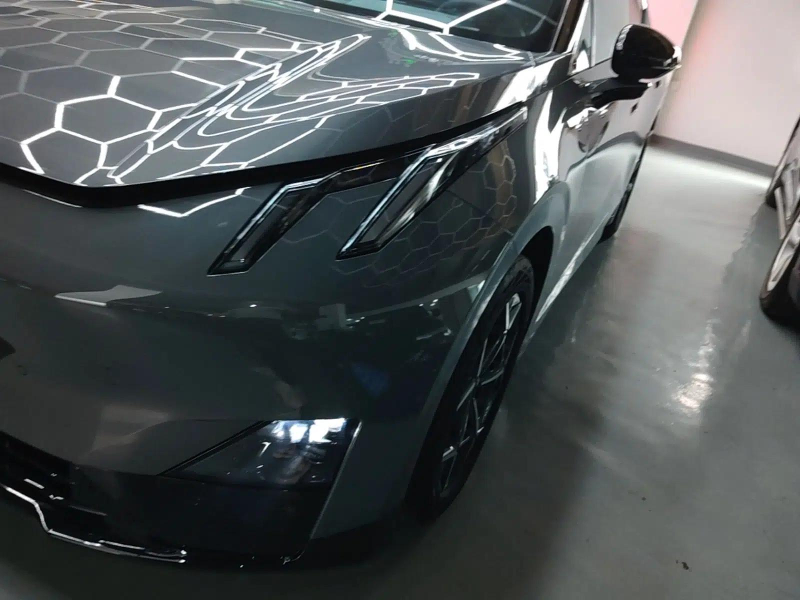 Lynk & Co Z20 2025 530 km Range Rear-Wheel Drive Max — миниатюра 8