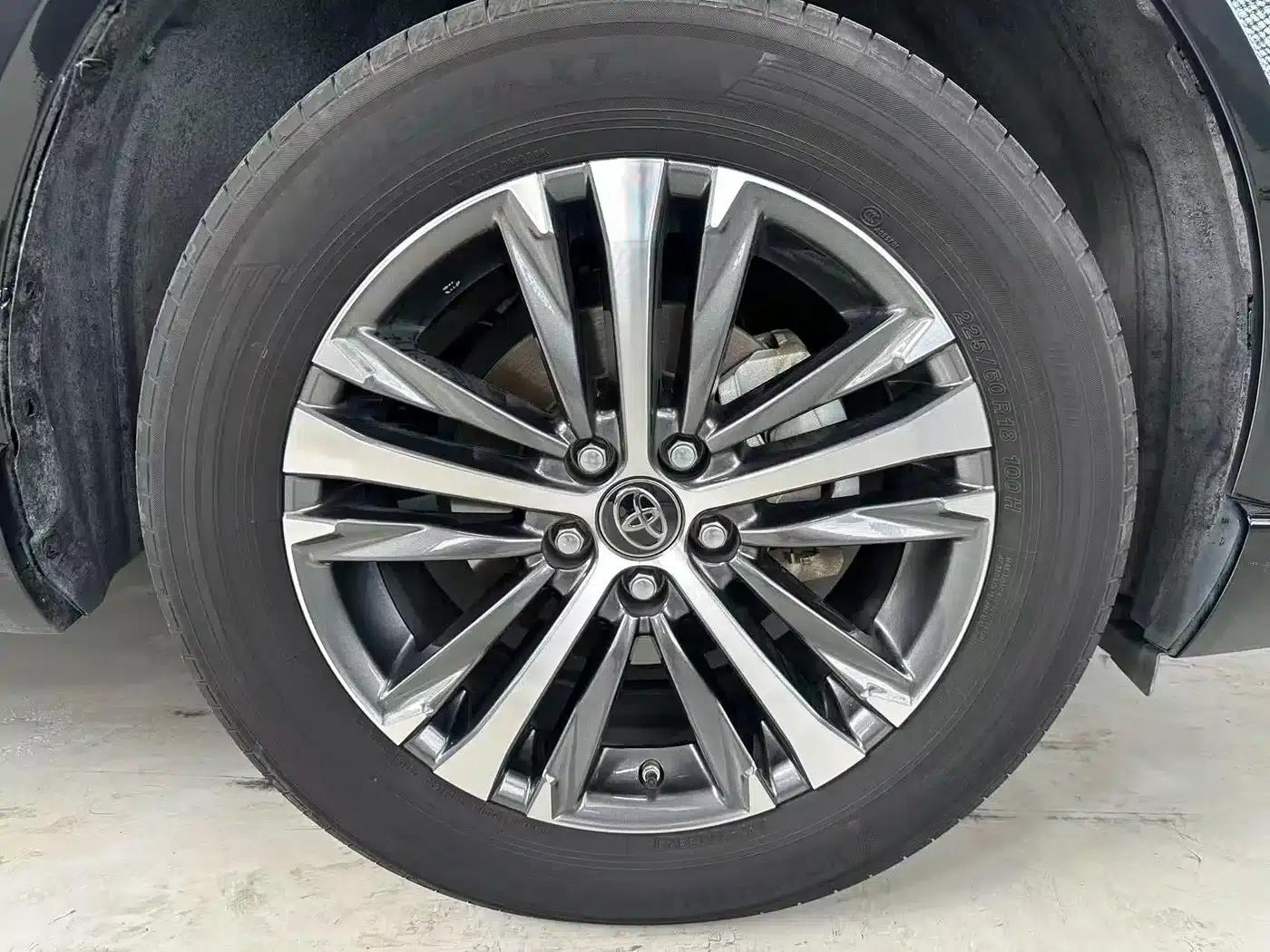 Venza 2023 2.5L Intelligent Hybrid Dual Engine 2WD Luxury Edition — миниатюра 15