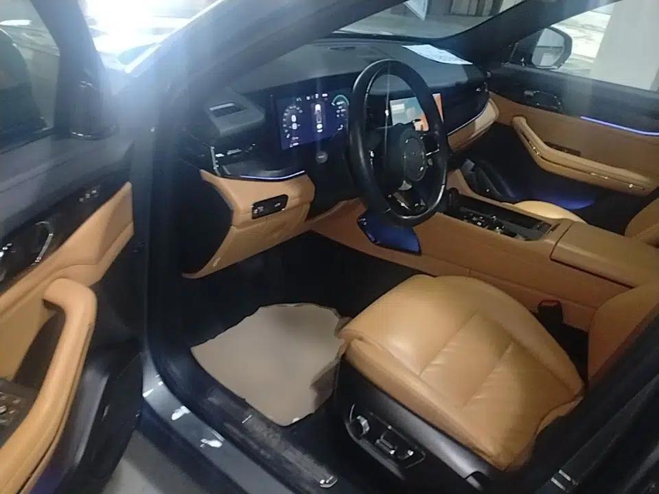 Lynk & Co 09 2021 2.0T Halo Six-Seater — миниатюра 23