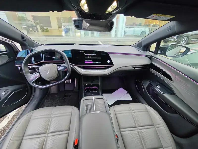 Hongqi EH7 2024 760 Pro+ AWD Edition — миниатюра 4