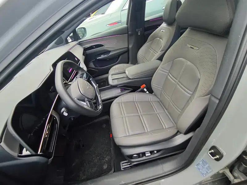 Hongqi EH7 2024 760 Pro+ AWD Edition — миниатюра 7