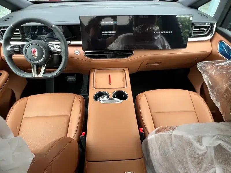 Hongqi HQ9 PHEV 2026 AWD Luxury Edition — миниатюра 19