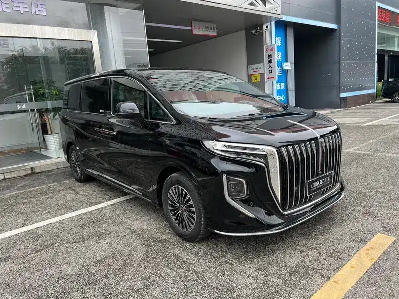 Hongqi HQ9 PHEV 2026 AWD Luxury Edition — миниатюра 3