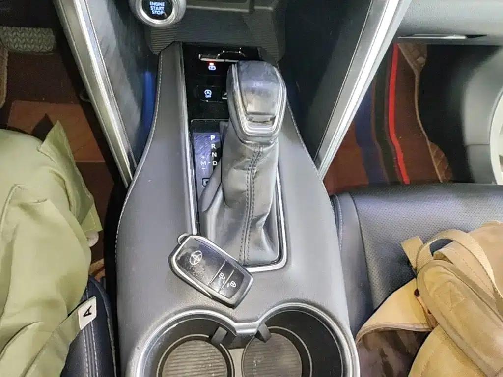 HARRIER 2022 2.0L CVT 2WD Luxury Edition — миниатюра 14