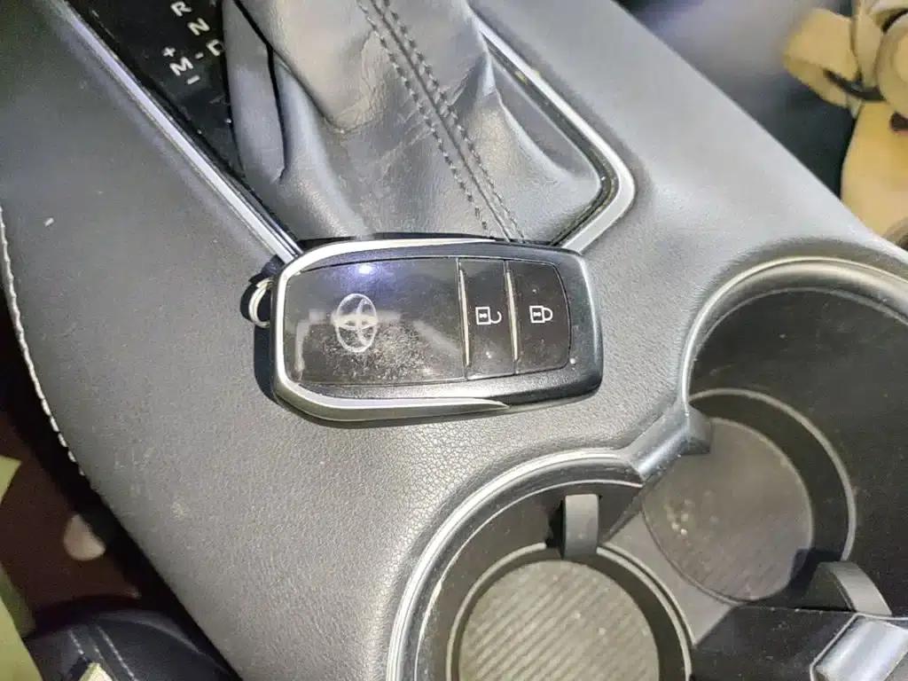 HARRIER 2022 2.0L CVT 2WD Luxury Edition — миниатюра 9