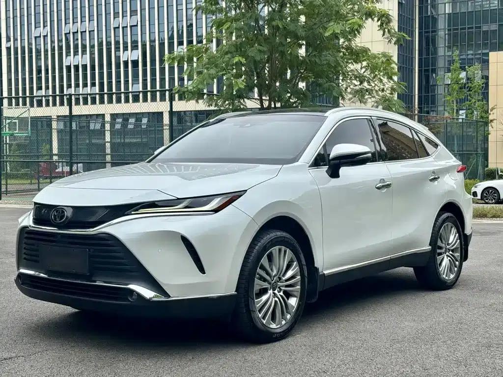 HARRIER 2023 2.0L CVT 2WD Premium Edition — миниатюра 2