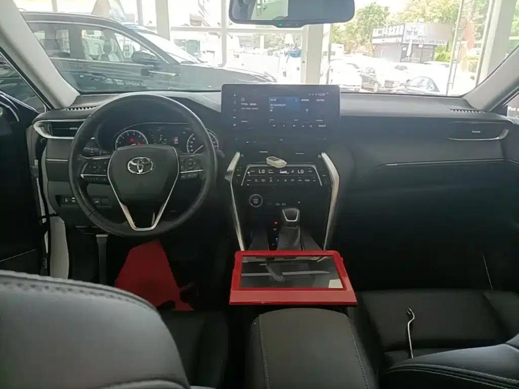 HARRIER 2023 2.0L CVT 2WD Premium Edition — миниатюра 6