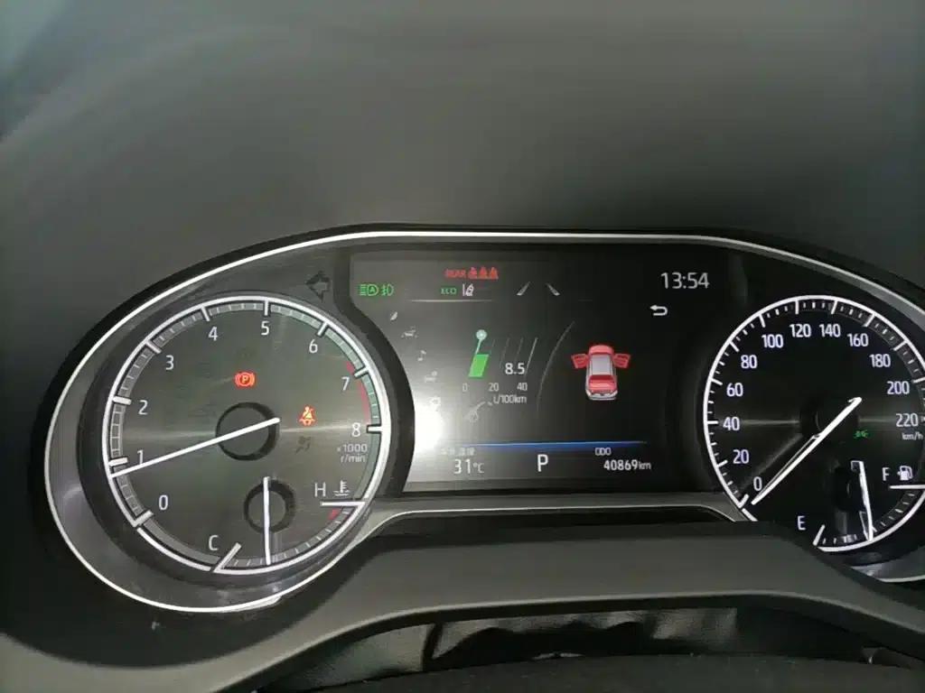 HARRIER 2023 2.0L CVT 2WD Premium Edition — миниатюра 8