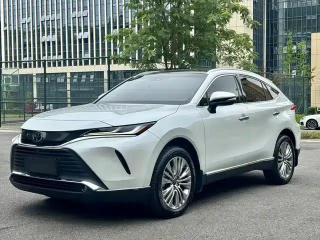 HARRIER 2023 2.0L CVT 2WD Premium Edition
