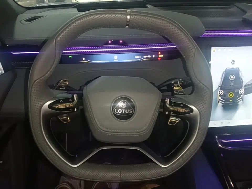 Lotus ELETRE 2025 Model Lotus First-Limited Edition — миниатюра 13