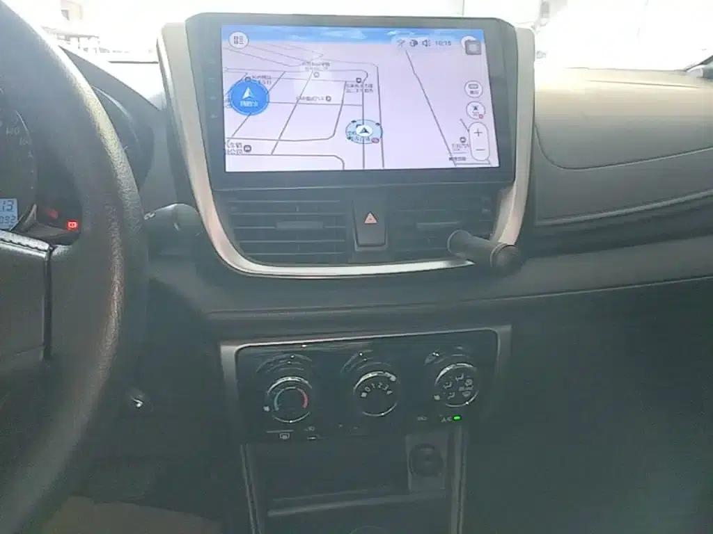 YARiS L 2017 1.5E CVT Dynamic Edition — миниатюра 13