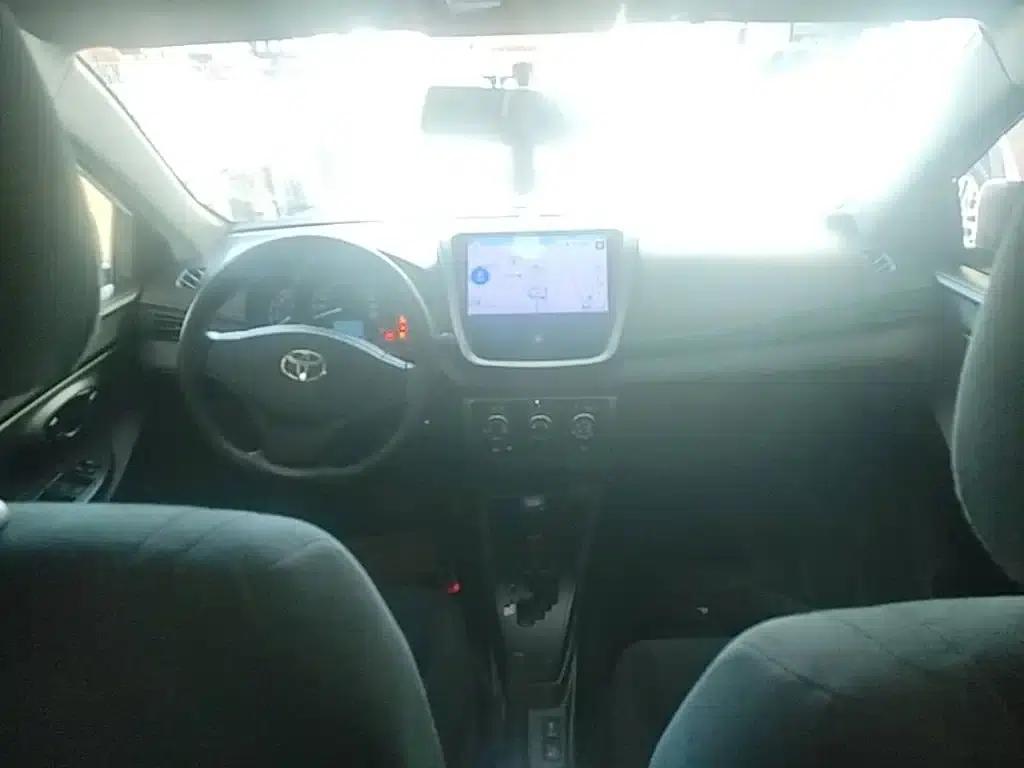 YARiS L 2017 1.5E CVT Dynamic Edition — миниатюра 10