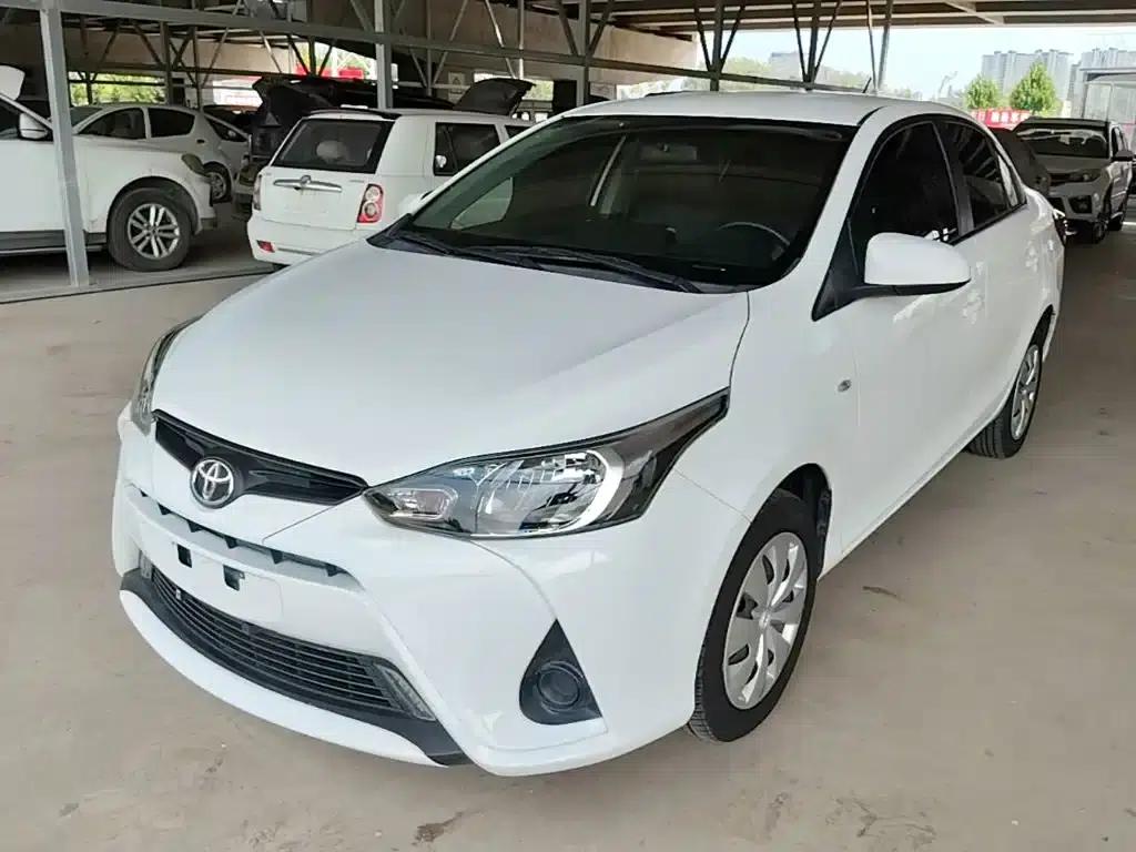 YARiS L 2017 1.5E CVT Dynamic Edition — миниатюра 1