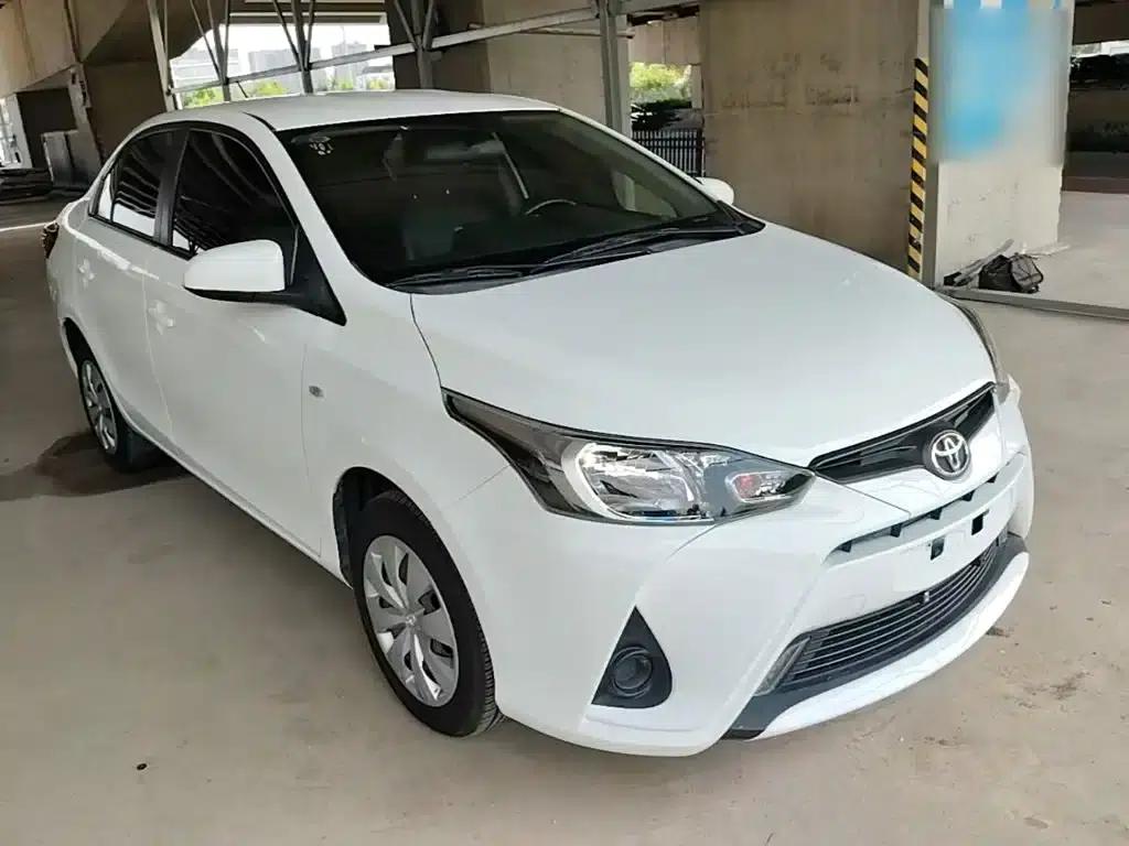 YARiS L 2017 1.5E CVT Dynamic Edition — миниатюра 4
