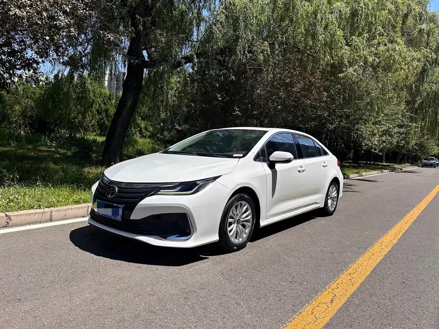 2021 Avalon 2.0L Luxury Edition — миниатюра 1