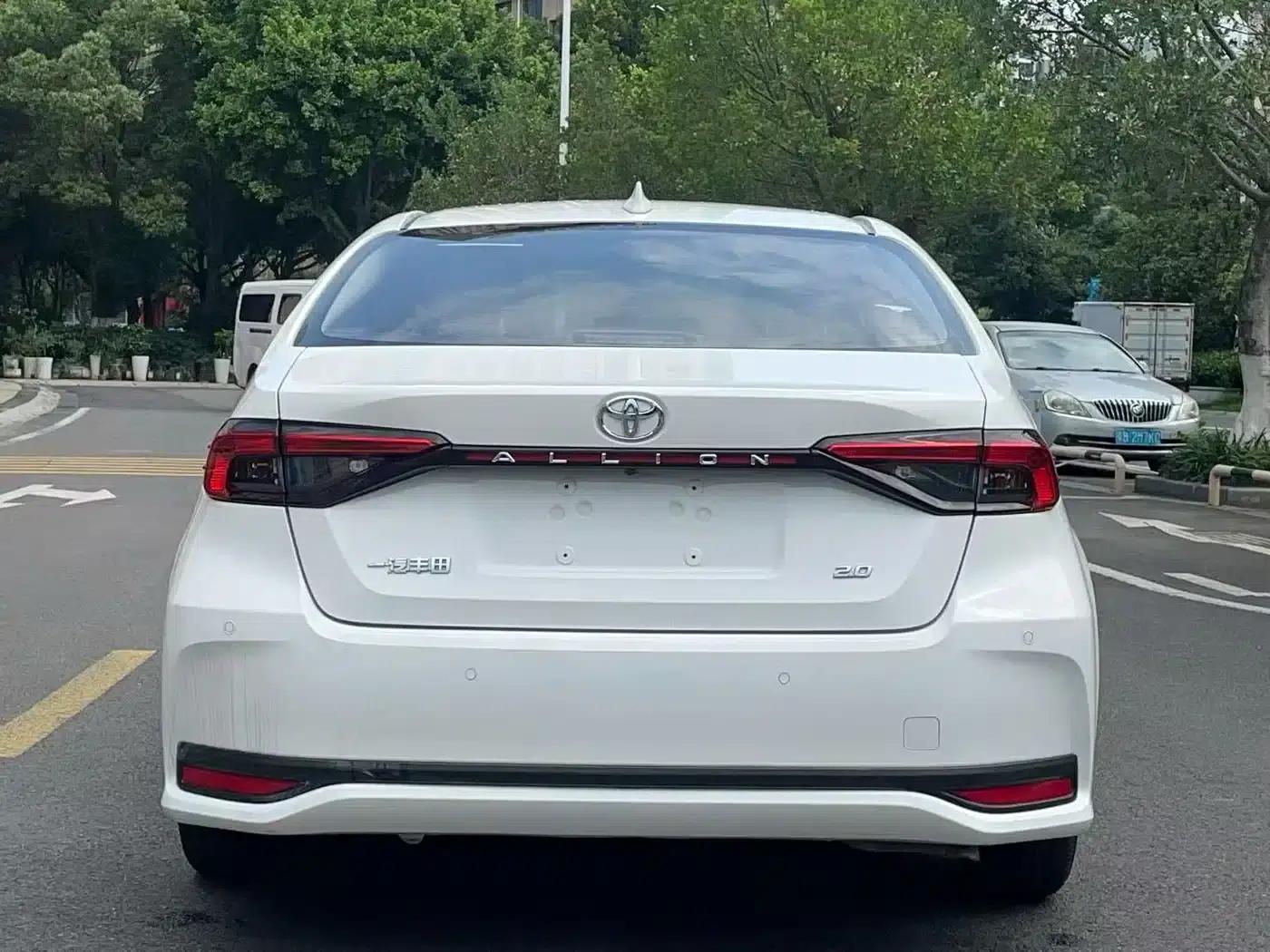 2023 Avalon 2.0L Elite Edition — миниатюра 5