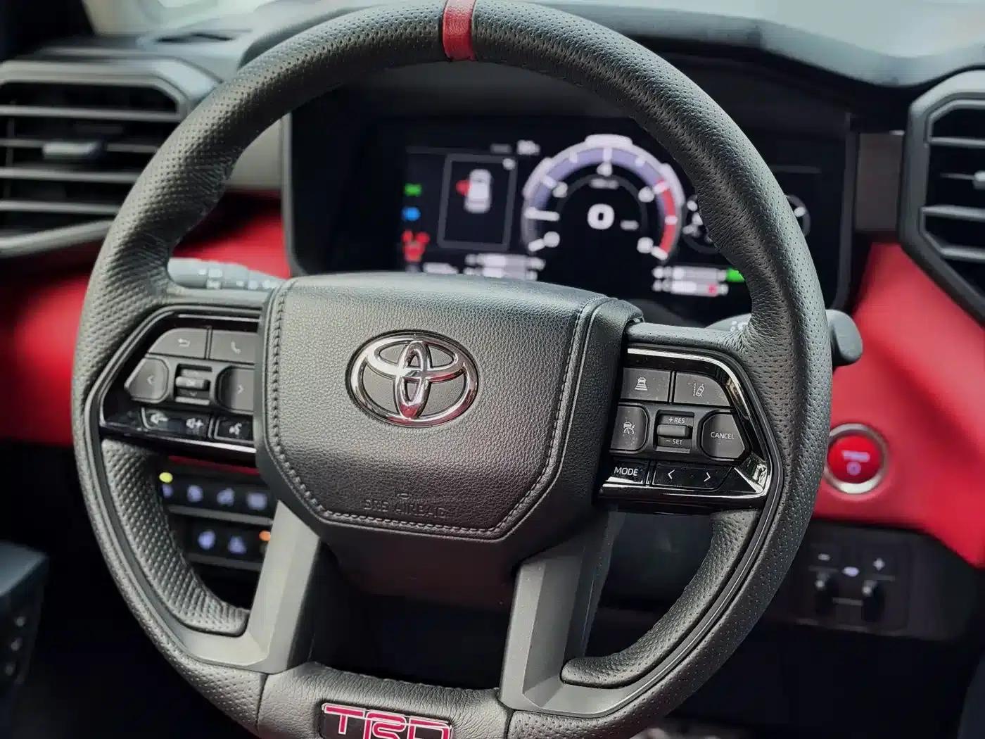 2023 Sequoia 3.5T TRD Pro US Spec — миниатюра 11