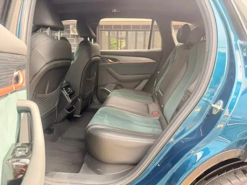 Geely Xingyue L 2024 2.0TD High-Power Automatic Two-Wheel Drive Cloud Edition — миниатюра 23