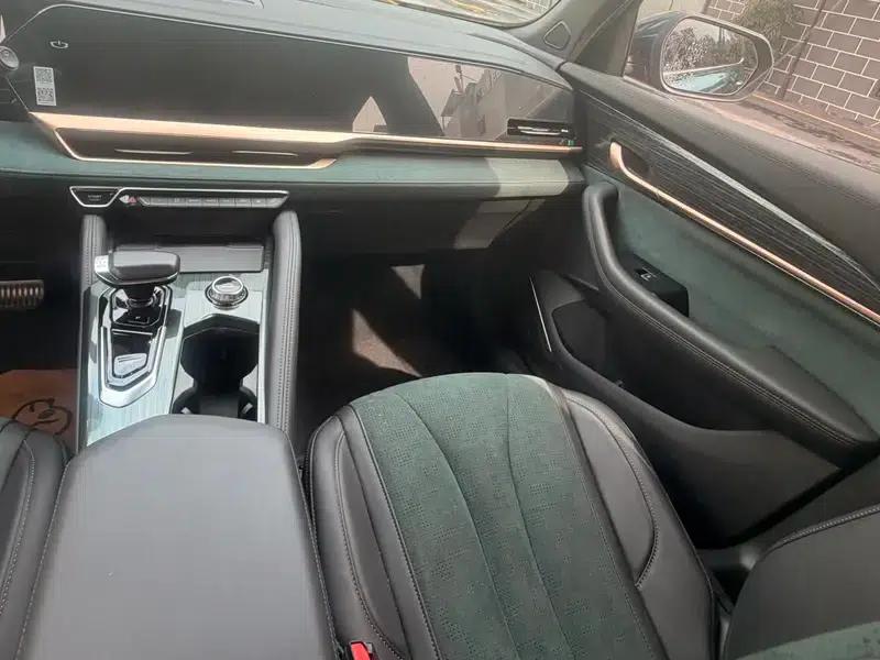 Geely Xingyue L 2024 2.0TD High-Power Automatic Two-Wheel Drive Cloud Edition — миниатюра 24