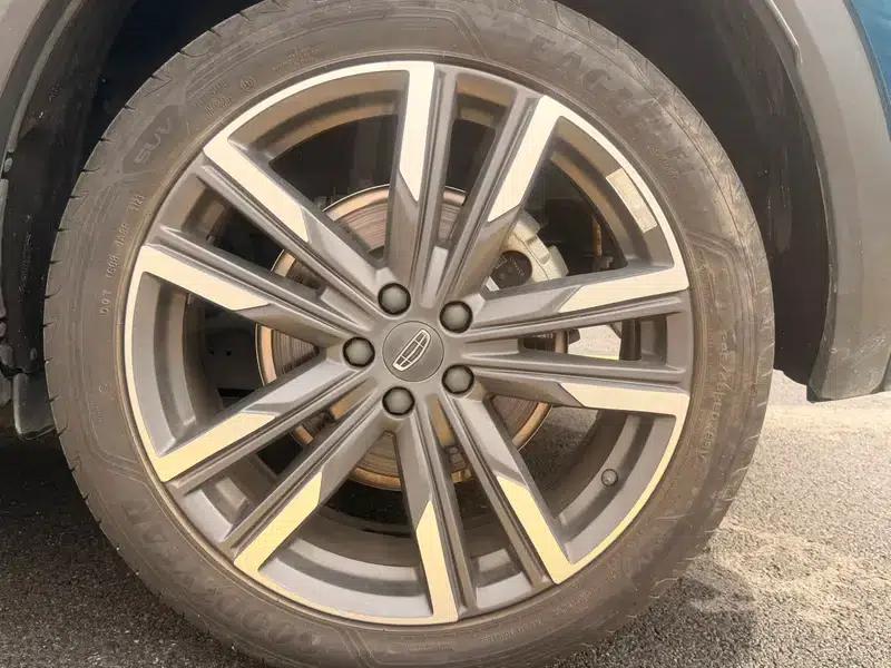 Geely Xingyue L 2024 2.0TD High-Power Automatic Two-Wheel Drive Cloud Edition — миниатюра 8