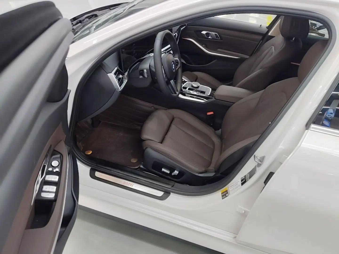 BMW i3 2022 eDrive 35 L — миниатюра 18