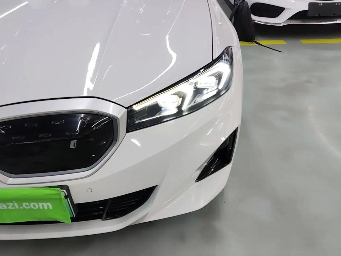BMW i3 2022 eDrive 35 L — миниатюра 8