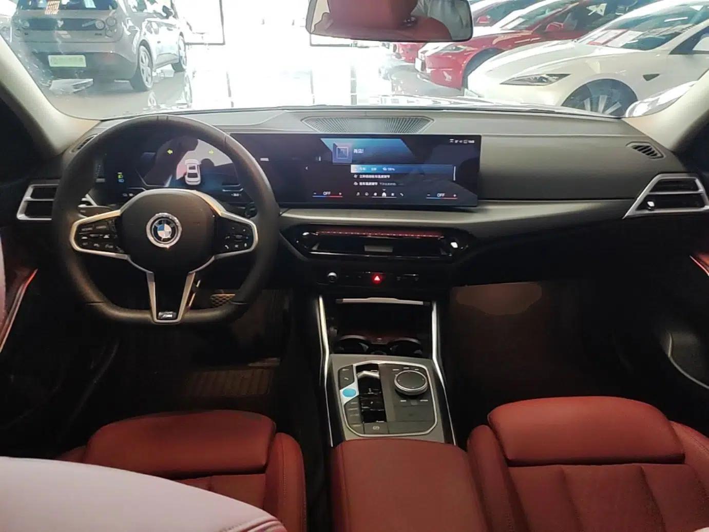 BMW i3 2025 eDrive 35 L — миниатюра 17