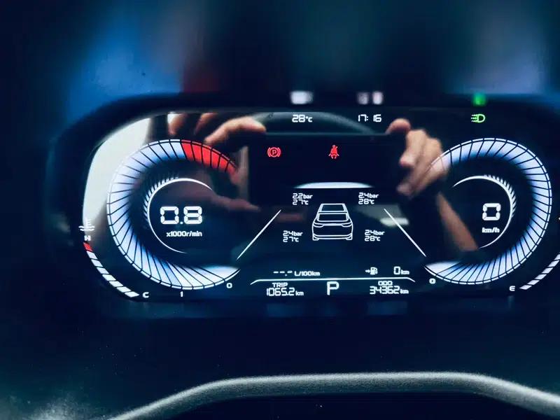 Geely Emgrand 2022 4th Generation 1.5L CVT Premium — миниатюра 8