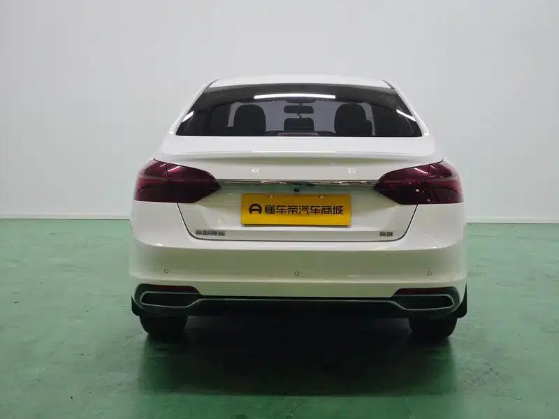 Geely Emgrand 2020 1.5L Manual Upgrade Edition — миниатюра 6